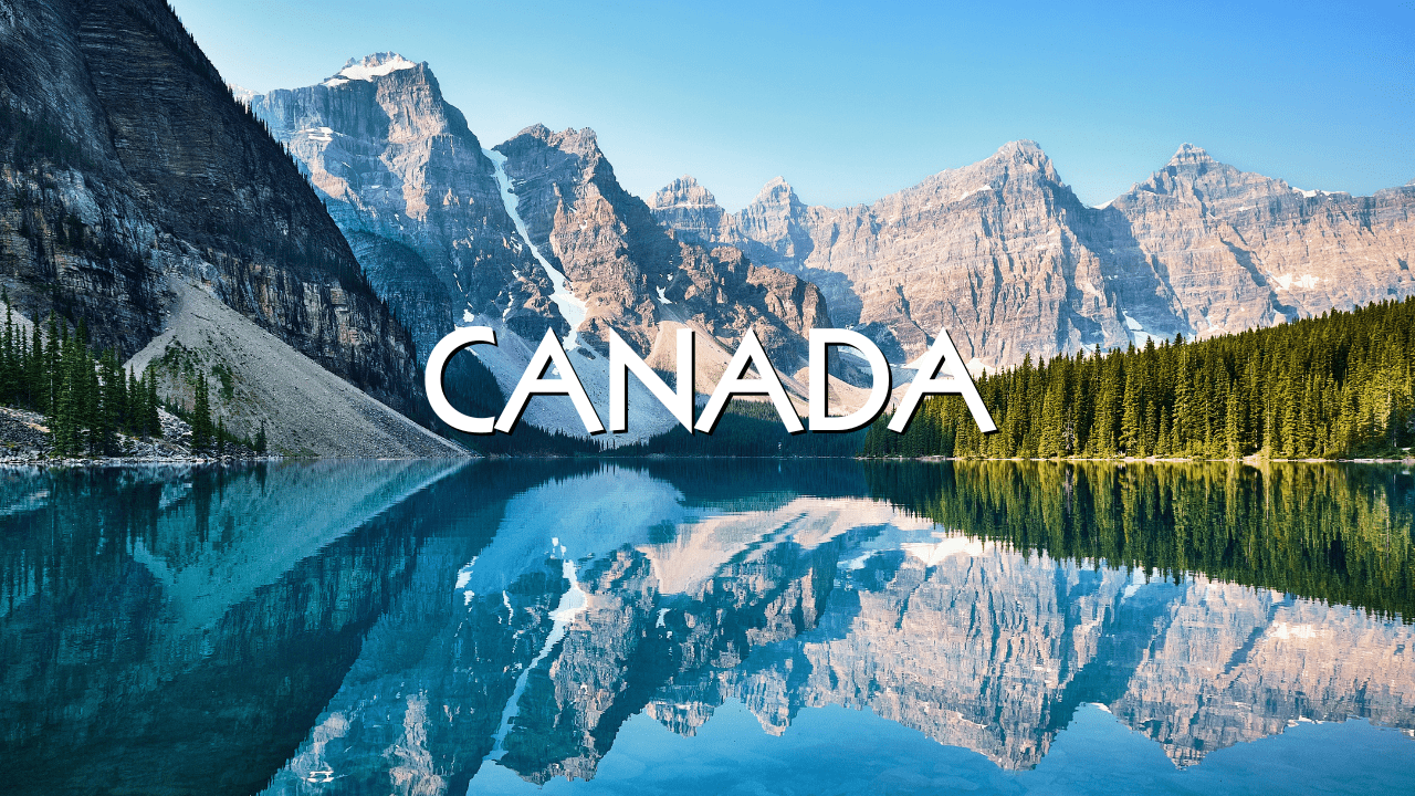 lac et montagnes au canada